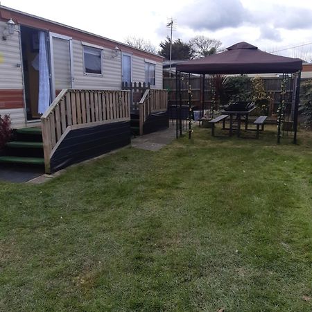 Gina'S Static Caravan,118 Sandsgate Хемсби Экстерьер фото