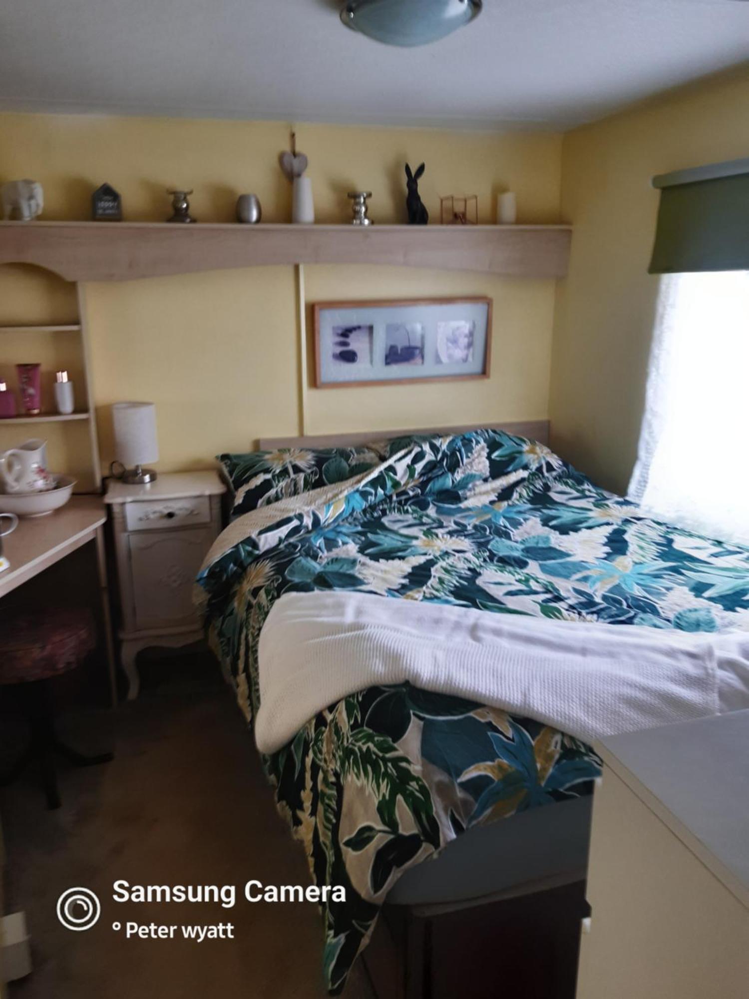 Gina'S Static Caravan,118 Sandsgate Хемсби Номер фото